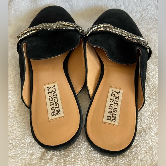 BADGLEY MISCHKA Karin Crystal Embellished Mule in Black Suede Size 7 EUC - Picture 6 of 7